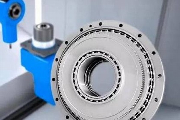 行星減速機(jī)裝置草圖設(shè)計之軸承型號及尺寸的確定